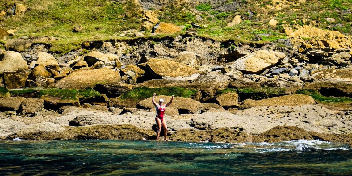 Thaís Sant`Ana é a primeira mulher do Espírito Santo a concluir a Travessia do Canal da Mancha