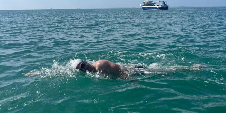 Marcos Fraccaro conclui a Travessia do Canal da Mancha