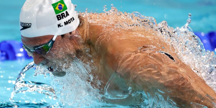 Natação brasileira encerra participação em Paris