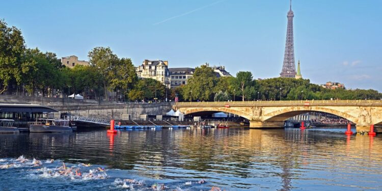 CANCELADO TREINAMENTO DE HOJE NO RIO SENA PARA A MARATONA AQUÁTICA