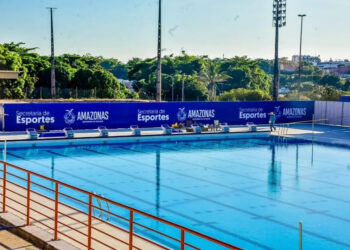 Troféu Walter Figueiredo e Silva com 343 nadadores em Manaus