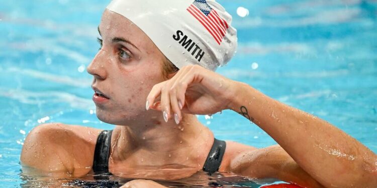 Regan Smith quebra o recorde mundial dos 100m costas no dia 2 da Copa do Mundo em Incheon