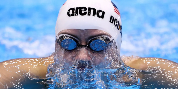 Progressão histórica do recorde mundial 200m peito feminino em piscina curta