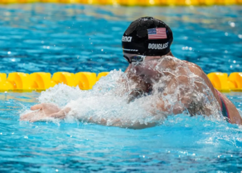 Kate Douglass bate recorde mundial 200m peito piscina curta na Copa do Mundo de Incheon