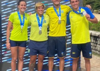 Brasil é prata em Hong Kong, medalha inédita em revezamentos de Copa do Mundo