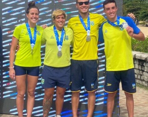 Brasil é prata em Hong Kong, medalha inédita em revezamentos de Copa do Mundo