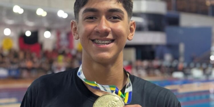 Confira a evolução dos 50m livre de Celso Luis Santos