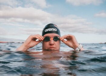 Andreas Waschburger quebra três recordes em quatro provas rumo ao Ocean Seven