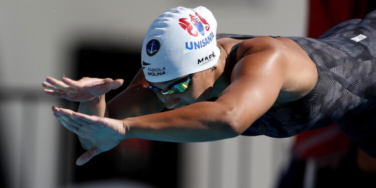 Mafê Costa embarca para a Austrália preparação para o Mundial de Singapura será por lá