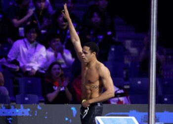 Aposentado ou break, a belíssima carreira de Jordan Crooks