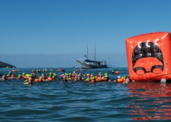 Luiz Felipe Lebeis e Catarina Winkler vencem os 6 km do Aquamundo Ubatuba