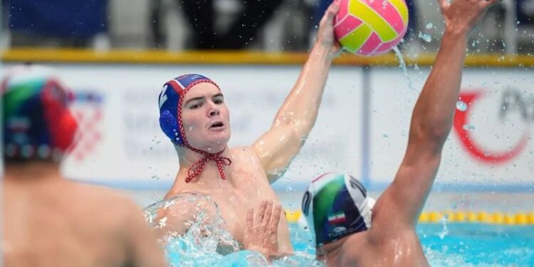 O mais recente confronto esportivo entre USA e Irã foi na piscina