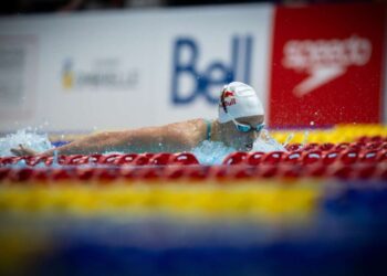 Summer Mcintosh bate mais um recorde mundial: 400m Medley 4:23.
