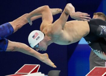 Jack Alexy vence 50m livre com melhor tempo do mundo no encerramento da Seletiva Americana