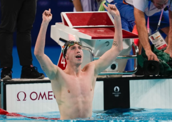 Campeão olímpico Daniel Wiffen troca de base, volta para casa e ainda busca novo técnico