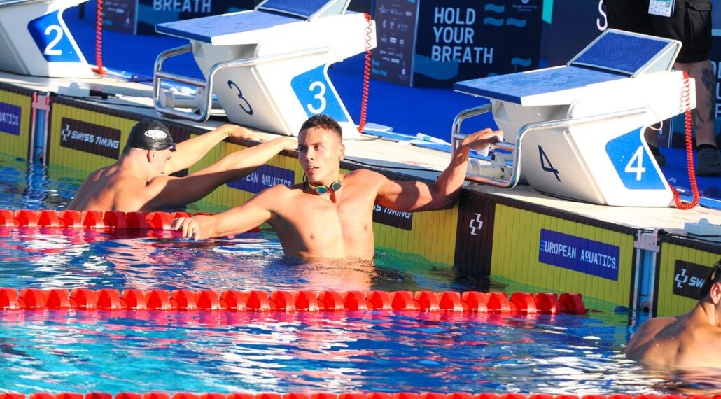 David Popovici bate recorde europeu 100m livre 46.71 segundo melhor tempo da história