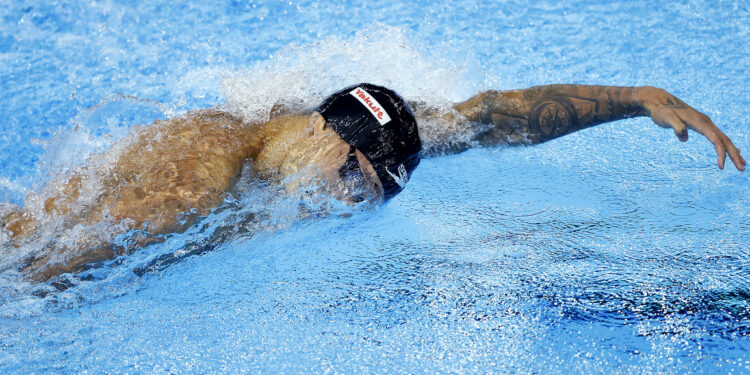 Guilherme Caribé fica em 4º lugar nos 100m livre