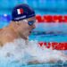 Leon Marchand sai dos 200m peito e 200m borboleta e nada apenas as provas de medley em Singapura