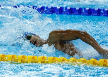 Classificação para a final do 4x100m livre masculino mais forte da história
