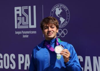 Matheus Melecchi confirma participação na Travessia do Canal de Ilhabela 