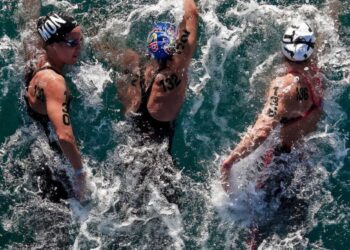 França, David Betlehem e Moesha Johnson os vencedores do dia 2 da Copa do Mundo de Águas Abertas