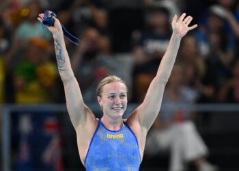 Sarah Sjostrom está de volta a piscina