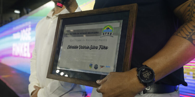 Edvaldo Valério imortalizado no Hall da Fama