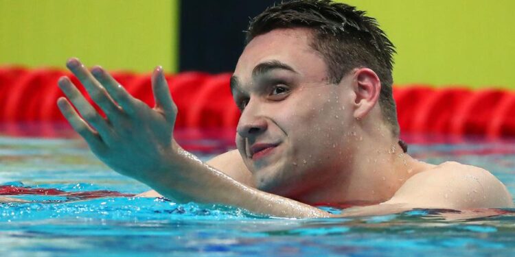 Kristof Milak está treinando, mas competição só em 2026