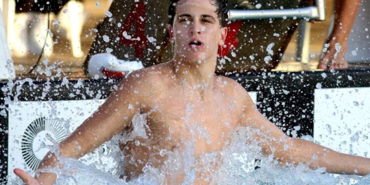 Lucas Dé, o maior campeão brasileiro da história da base do Brasil