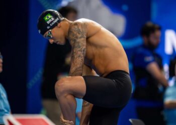 Guilherme Caribé é o melhor da natação do Prêmio Brasil Olímpico 2025