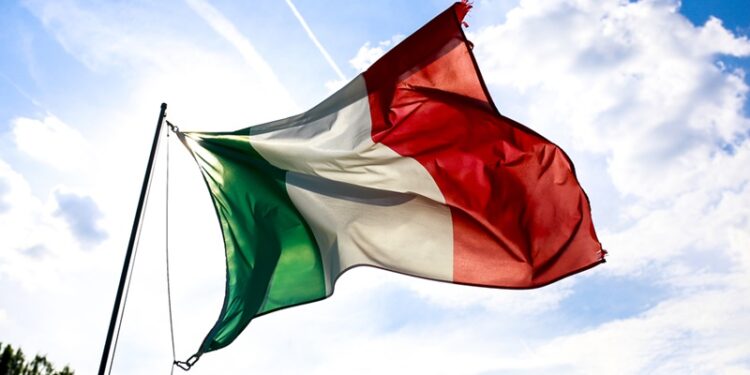 Itália vence o Europeu de Piscina Curta pela primeira vez