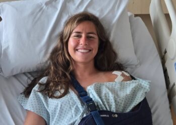 Viviane Jungblut opera ombro e volta em 2026