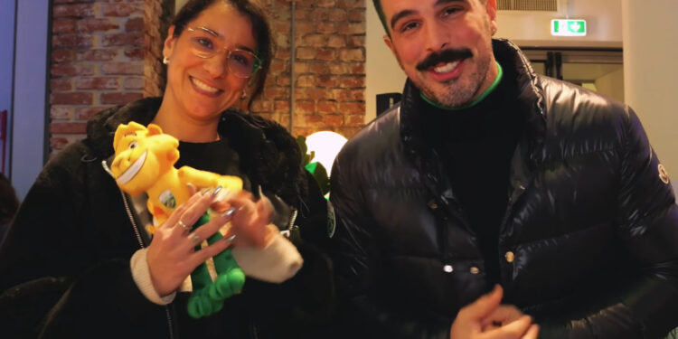 Bruno Fratus recebeu Joanna Maranhão na Casa Brasil em Milão