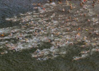 Vitória Farabulini e Gabriel Galluzzi vencem Challenge na abertura do Circuito Mares 2026