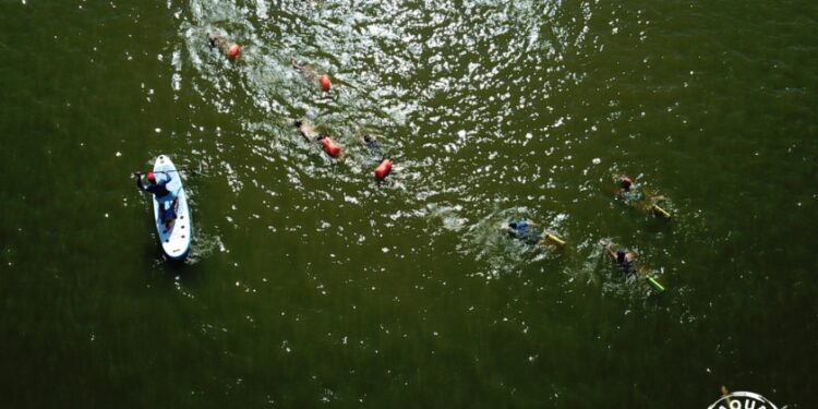 Treino de Carnaval no Café do Lago destaca força das águas abertas no interior paulista