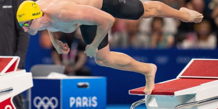 Cameron McEvoy bate recorde mundial dos 50m livre