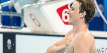 16 anos, 3 meses e 2 dias depois cai o recorde mundial de Cesar Cielo