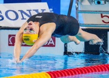 Kaylee McKeown em busca do recorde mundial dos 100m costas