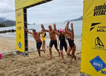 Revezamento 4x500m misto volta ao Circuito Mares e reforça tendência nas águas abertas