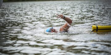 Acuruí (MG) reúne mais de 330 atletas no Campeonato Brasileiro Master de Águas Abertas da ABMN