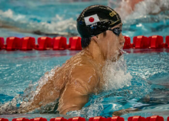Jovem Shin Ohashi de 17 anos é a nova força do nado peito japonês