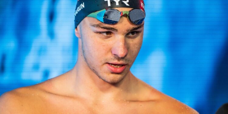 Ilya Kharun bate Dressel de novo e faz melhor marca do ano nos 100m borboleta