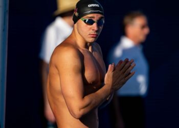 Ilya Kharun bate Dressel de novo e faz melhor marca do ano nos 100m borboleta