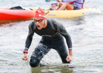 Italiano bate recorde e Andrea de La Hera é tri no Swim GP