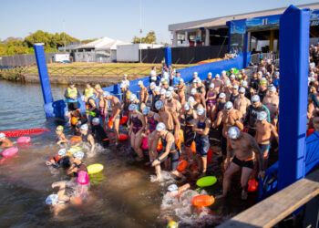 Travessia das Pontes reúne mais de 600 atletas em Brasília e celebra recorde de participantes
