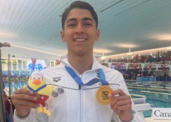 Celso Santos é campeão do Pan Pacífico Júnior nos 50m livre