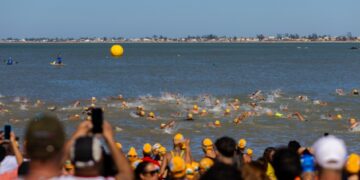 Desafio dos Mares em Rio das Ostras reune 800 nadadores