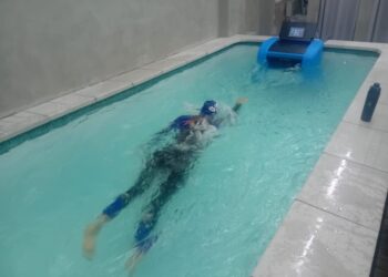 Blueseventy oferece piscina de correnteza para testes de roupas de borracha em São Paulo