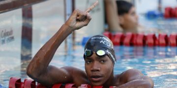 Matheus Ngome bate seu segundo recorde de campeonato no JEBS
