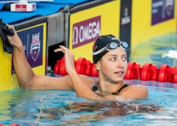 Média de mais de 3 mil pessoas assistiram o Pan Pacífico de natação em Irvine